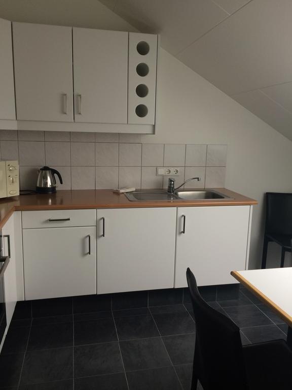 Hotel Ibudir Apartments Akureyri Quarto foto